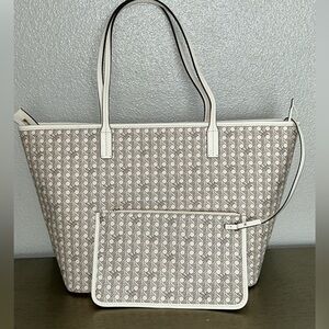 Tory Burch Cream and Gray Patterned Tote with Pouch